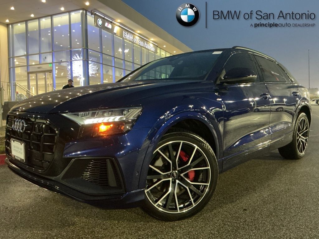 2020 Audi Q8 Prestige's photo