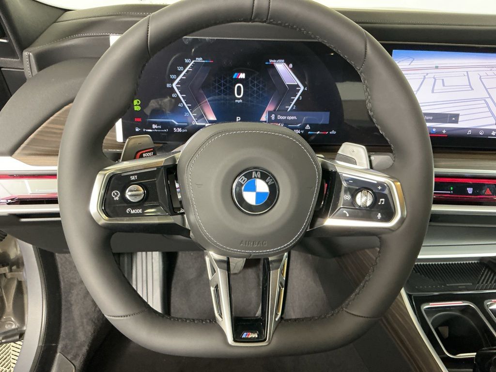 2025 BMW 7 Series 760i - Photo 17