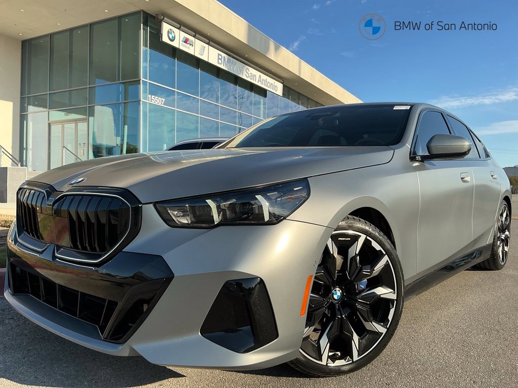 2024 BMW 5 Series 530i