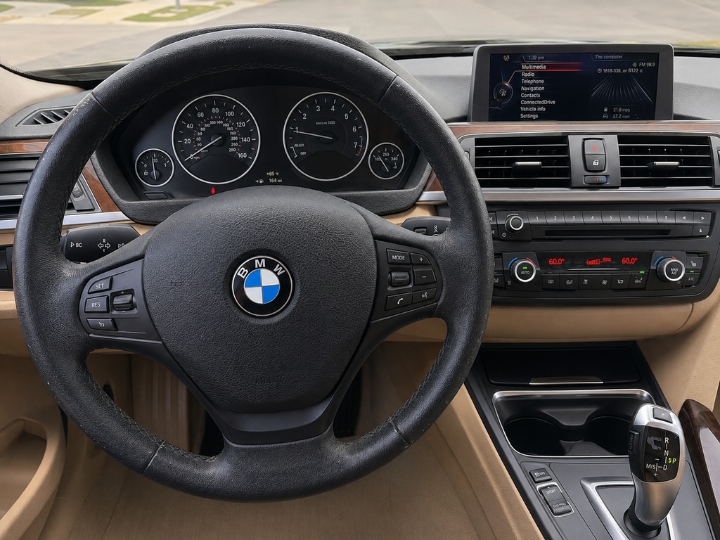 Used 2015 BMW 3 Series 320i with VIN WBA3C3G51FNS75036 for sale in San Antonio, TX