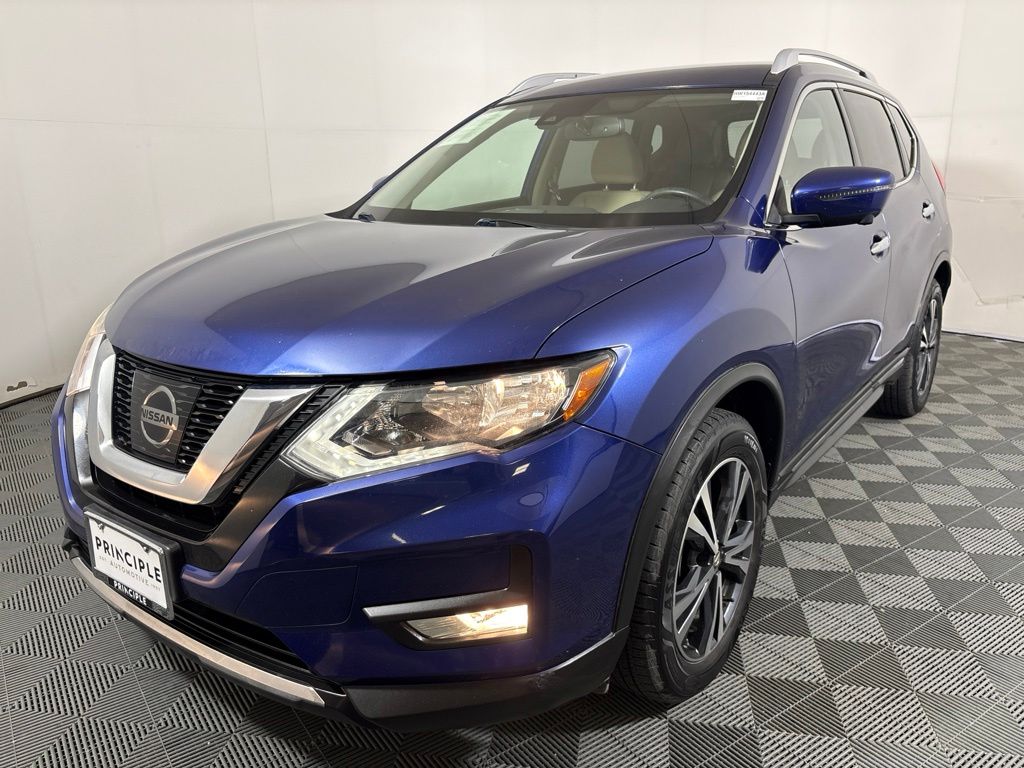 Used 2017 Nissan Rogue SL with VIN JN8AT2MT0HW154443 for sale in San Antonio, TX