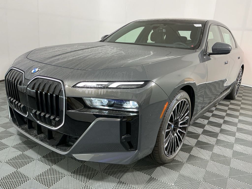 New 2026 BMW 740i xDrive Sedan