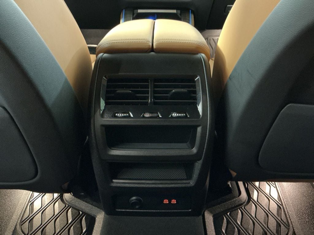 2026 BMW X5 50e - Photo 27