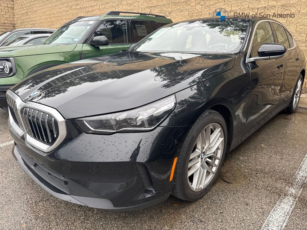 Certified 2024 BMW 530i Sedan