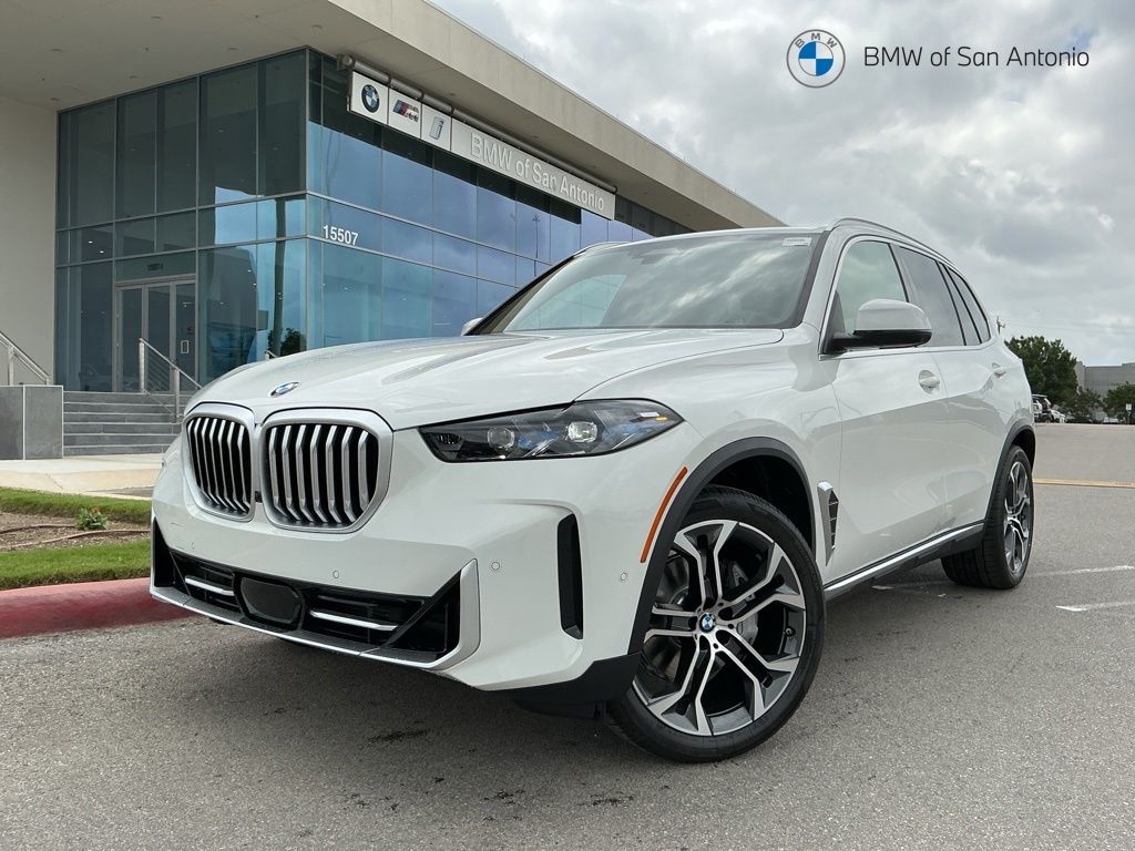 2026 BMW X5 sDrive40i's photo