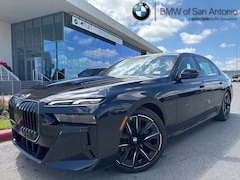 2025 BMW 740i Sedan