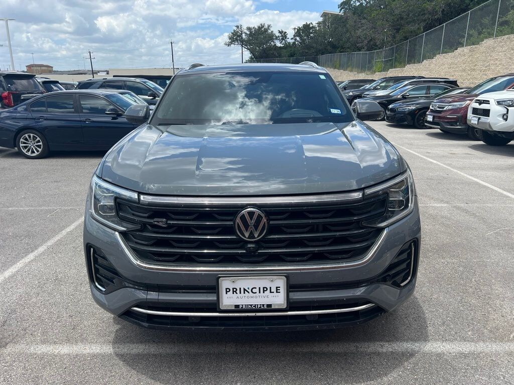 Used 2025 Volkswagen Atlas Cross Sport 2.0T SEL Premium R-Line SUV