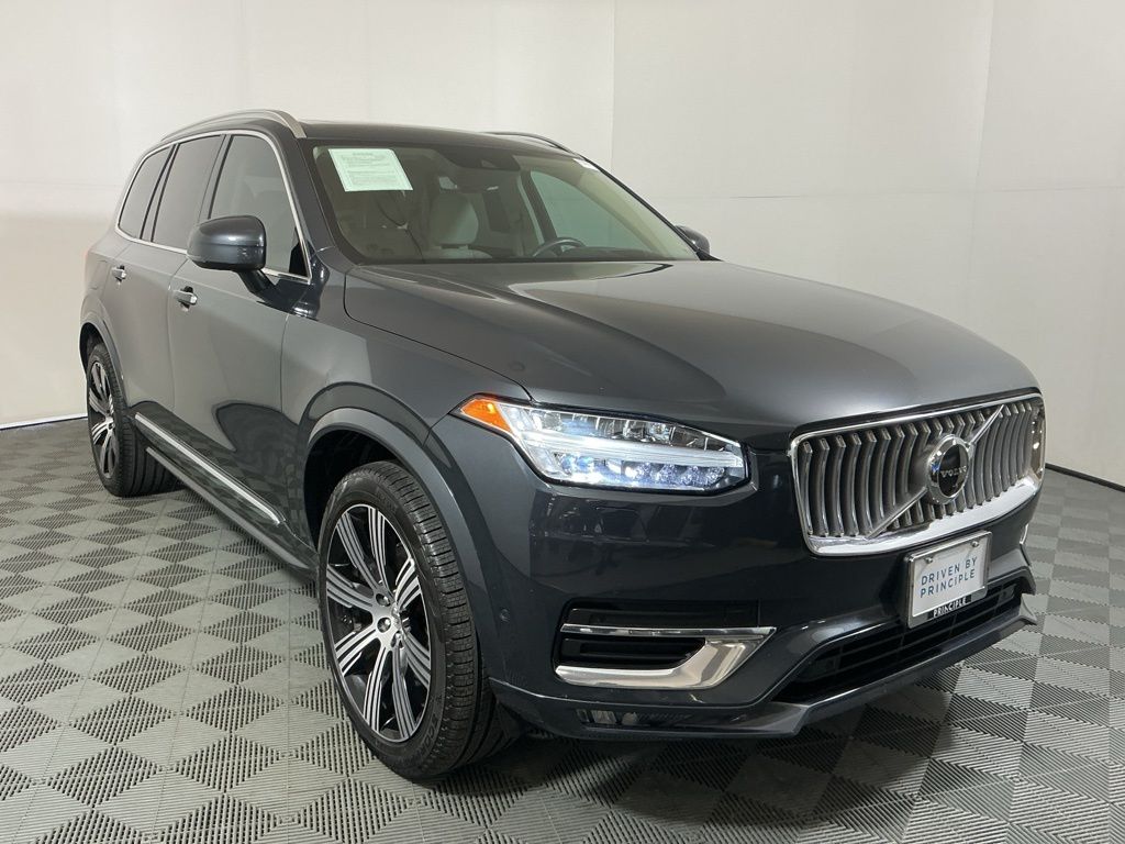 2022 Volvo XC90 T6 AWD Inscription photo 3