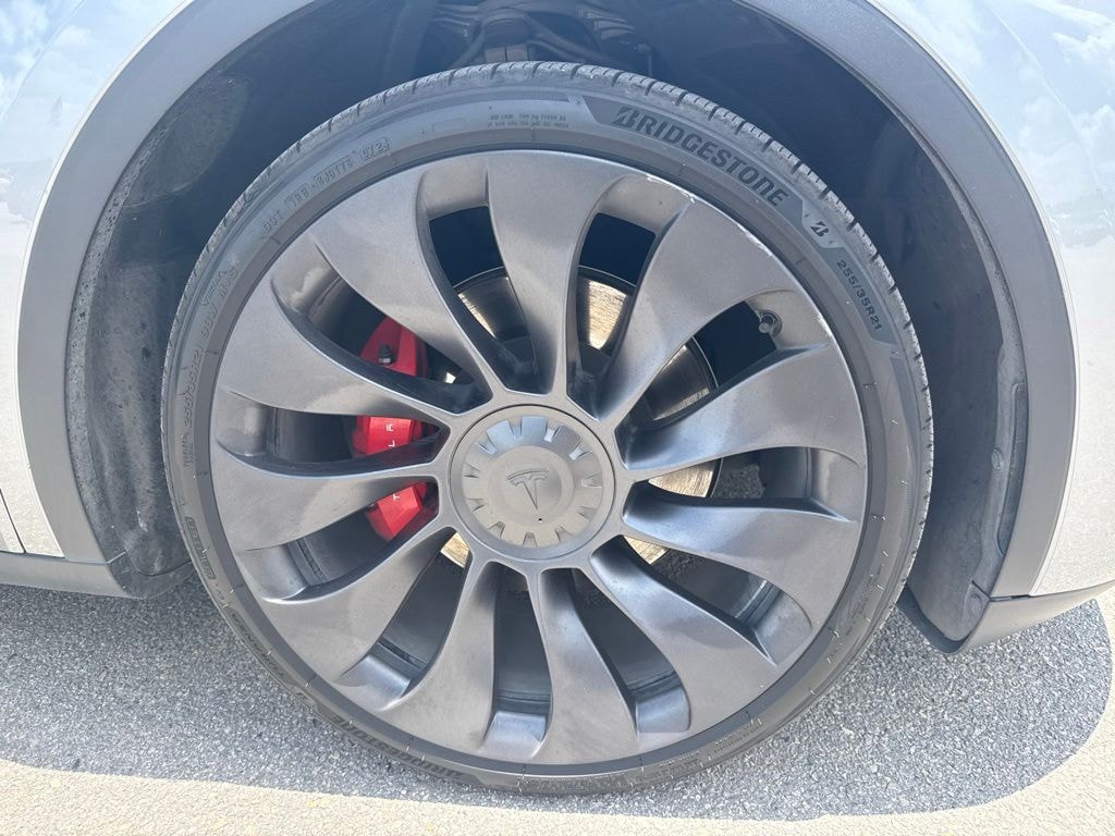 Used 2024 Tesla Model Y Performance SUV