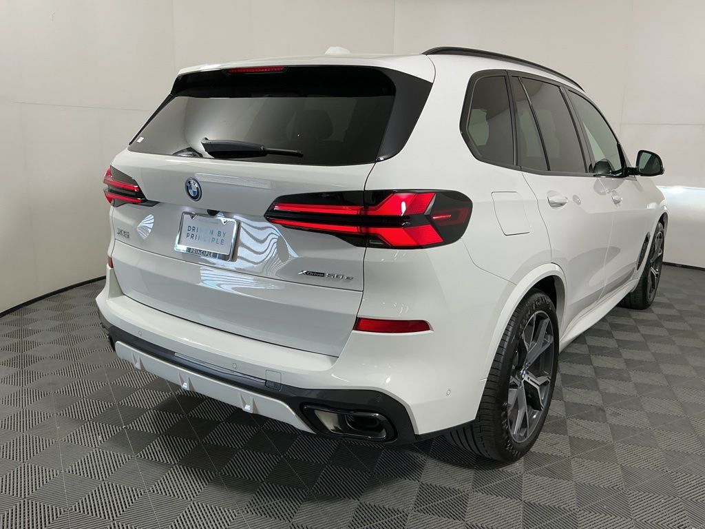 2026 BMW X5 50e - Photo 3