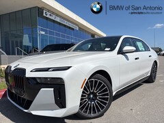 2025 BMW 760i xDrive Sedan