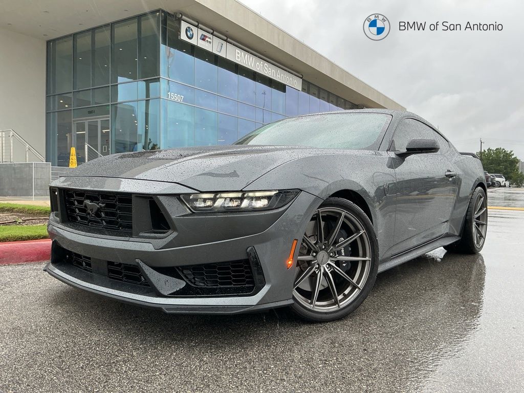 2024 Ford Mustang Dark Horse's photo