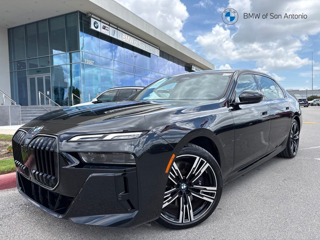 Certified 2025 BMW 740i xDrive Sedan