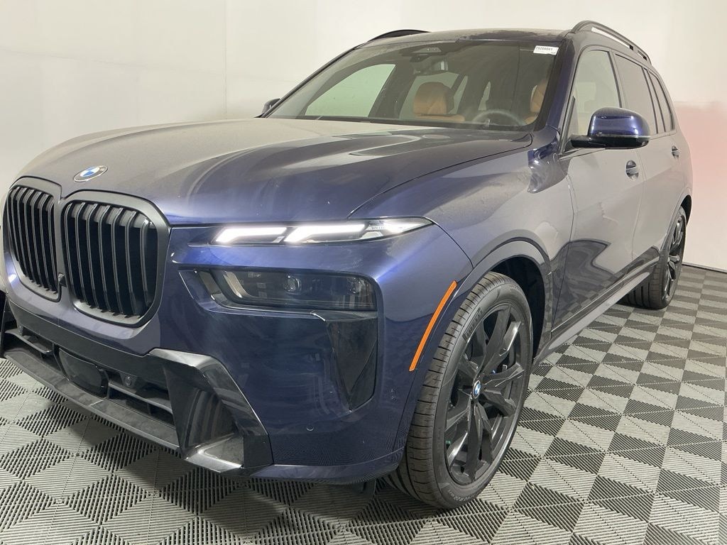 New 2026 BMW X7 xDrive40i SUV