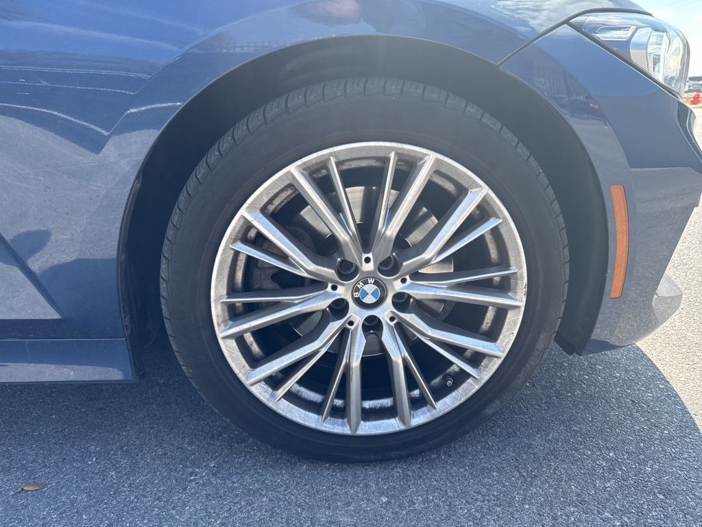 2023 Bmw 330i photo 3