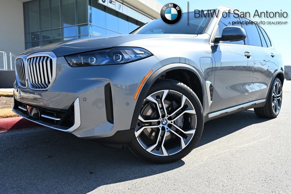 New 2026 BMW X5 PHEV xDrive50e SUV