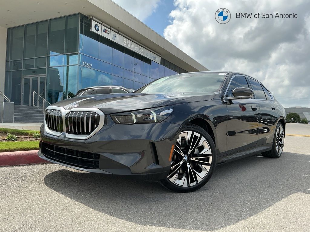 2025 BMW 5 Series 530i Sedan's photo