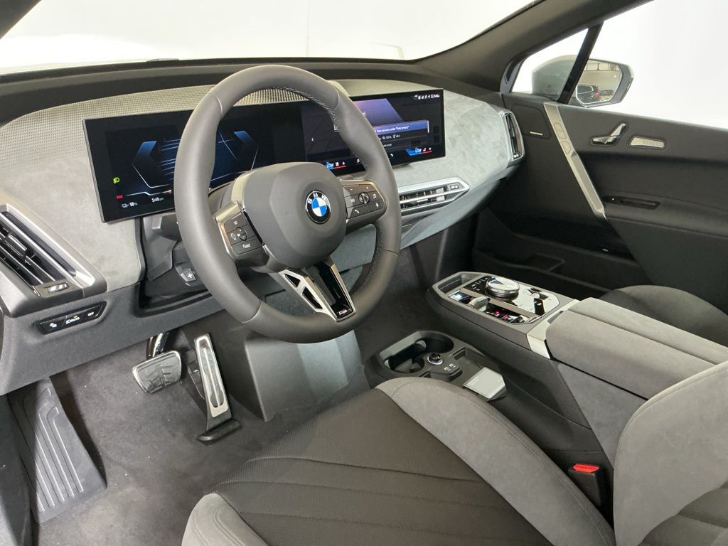 2026 BMW iX 45 - Photo 23
