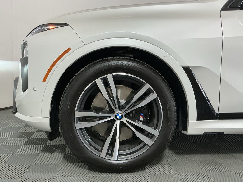 2026 BMW X7 40i - Photo 29