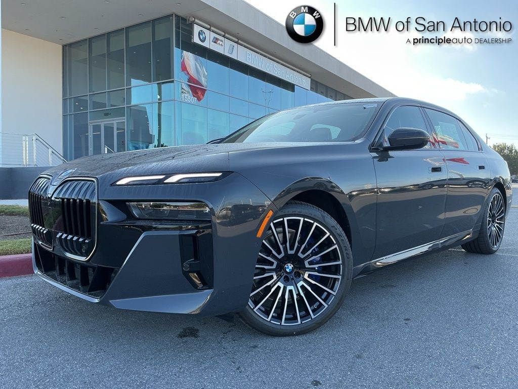 New 2026 BMW 740i xDrive Sedan