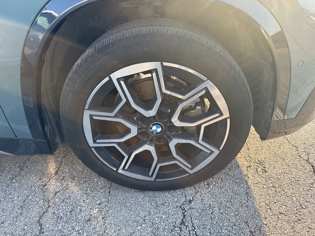 2025 Bmw X1 XDrive28i photo 3