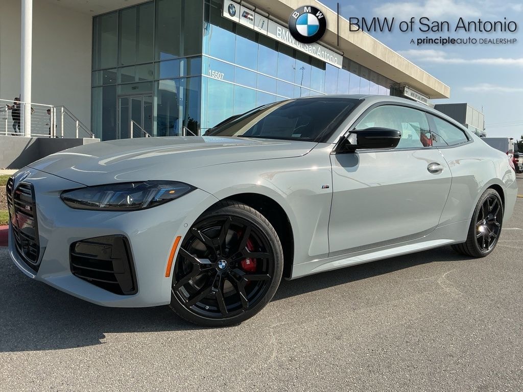 New 2026 BMW M440i xDrive Coupe