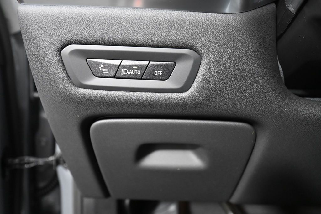 2026 BMW X5 50e - Photo 27