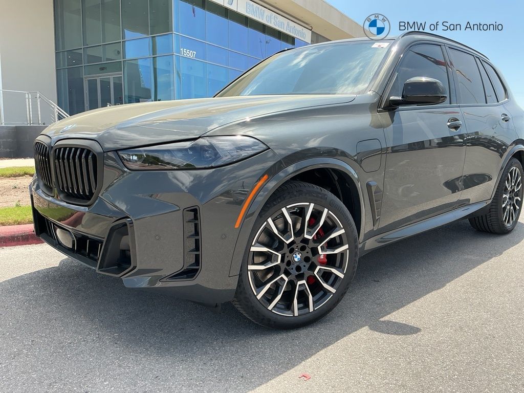 New 2026 BMW X5 PHEV xDrive50e