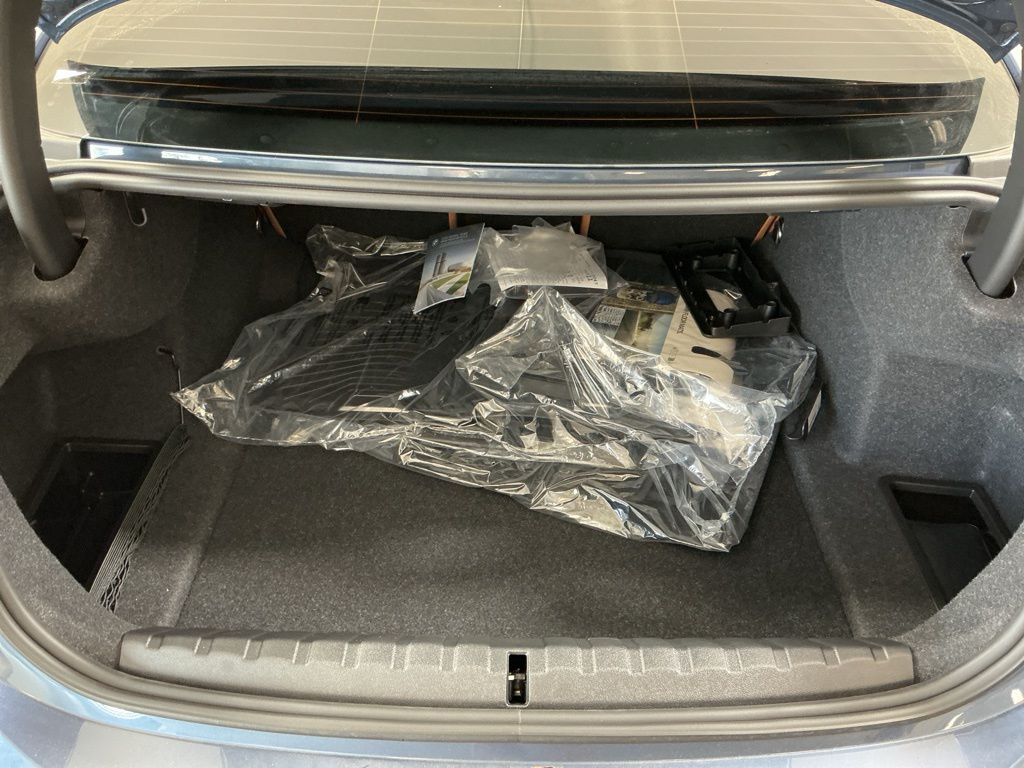 2026 BMW 4 Series 430i - Photo 25