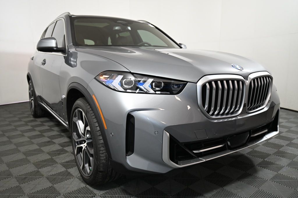 New 2026 BMW X5 PHEV xDrive50e SUV