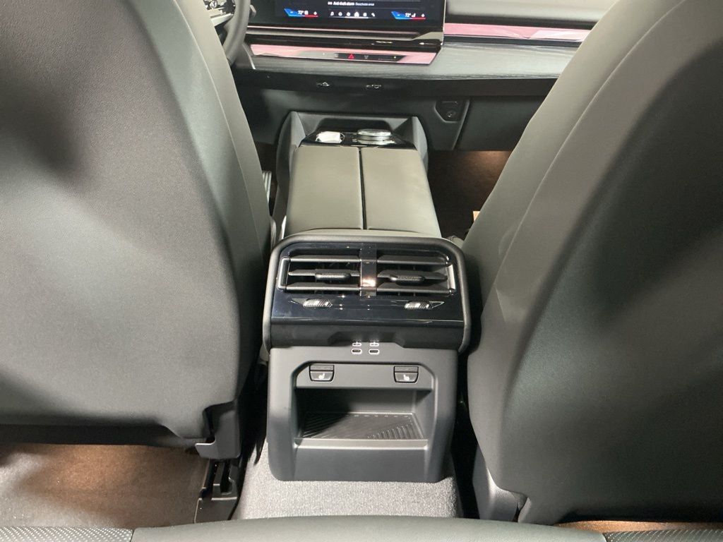 2026 BMW i5 40 - Photo 28