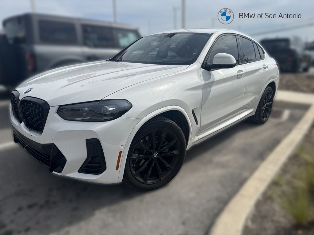 2025 BMW X4 xDrive30i's photo