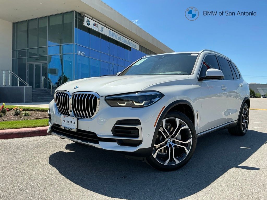 2023 BMW X5 sDrive40i's photo
