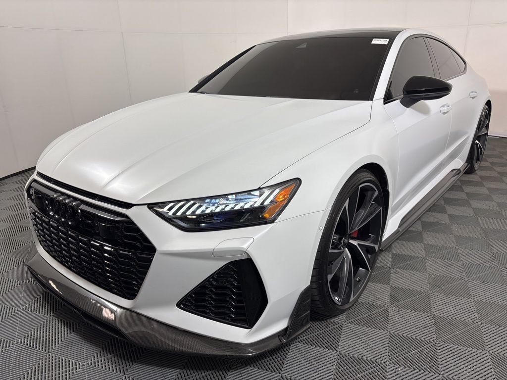 2022 Audi RS 7 Base photo 2