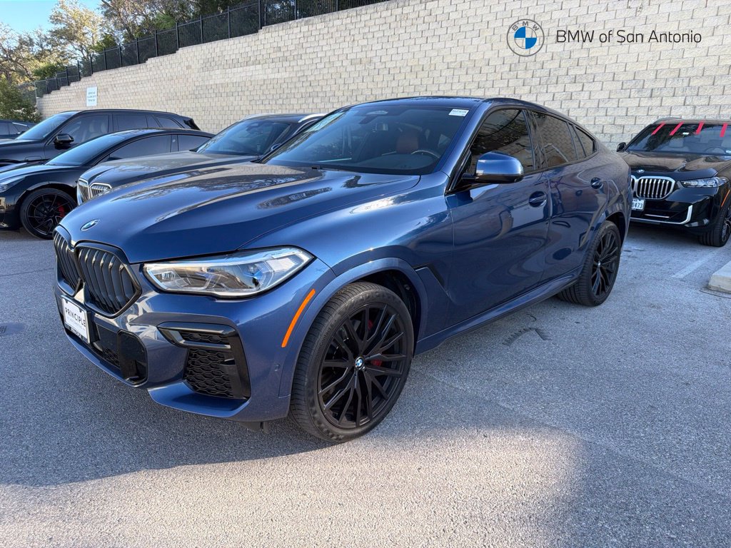 2022 BMW X6 SUV 
