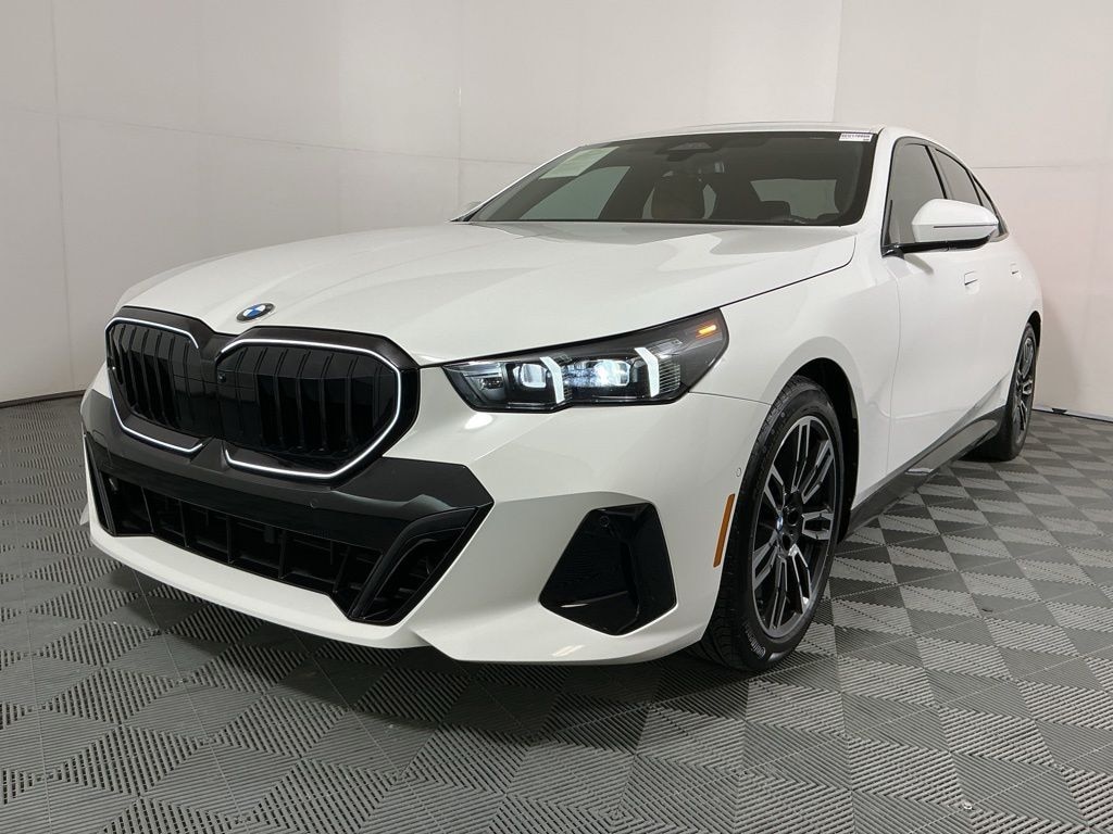 Certified 2025 BMW 530i Sedan