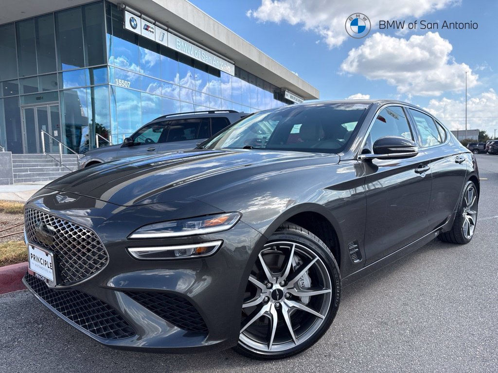  Genesis G70