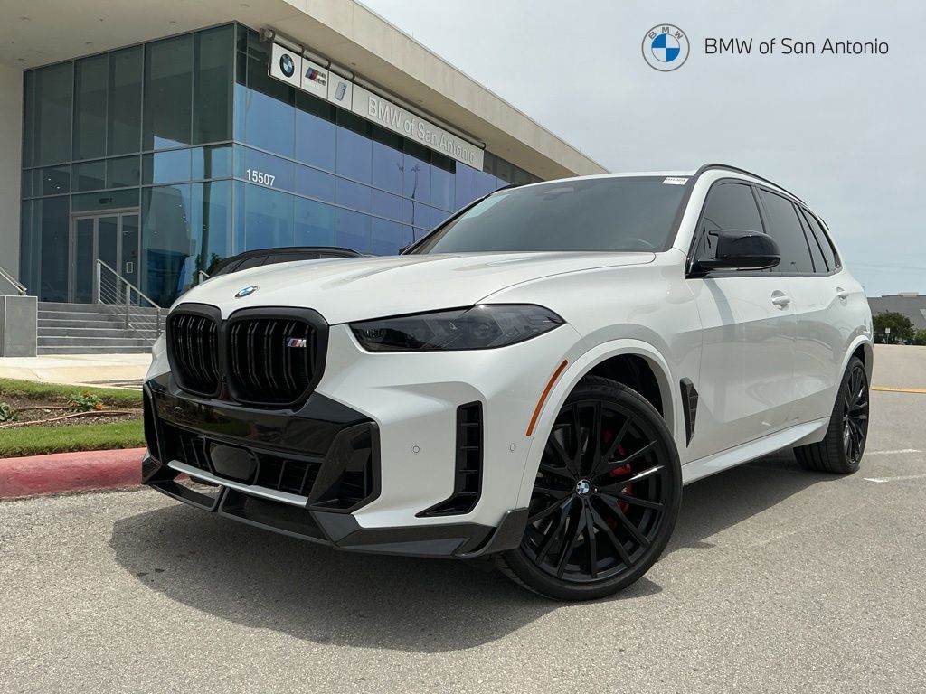 2025 BMW X5 M60i's photo