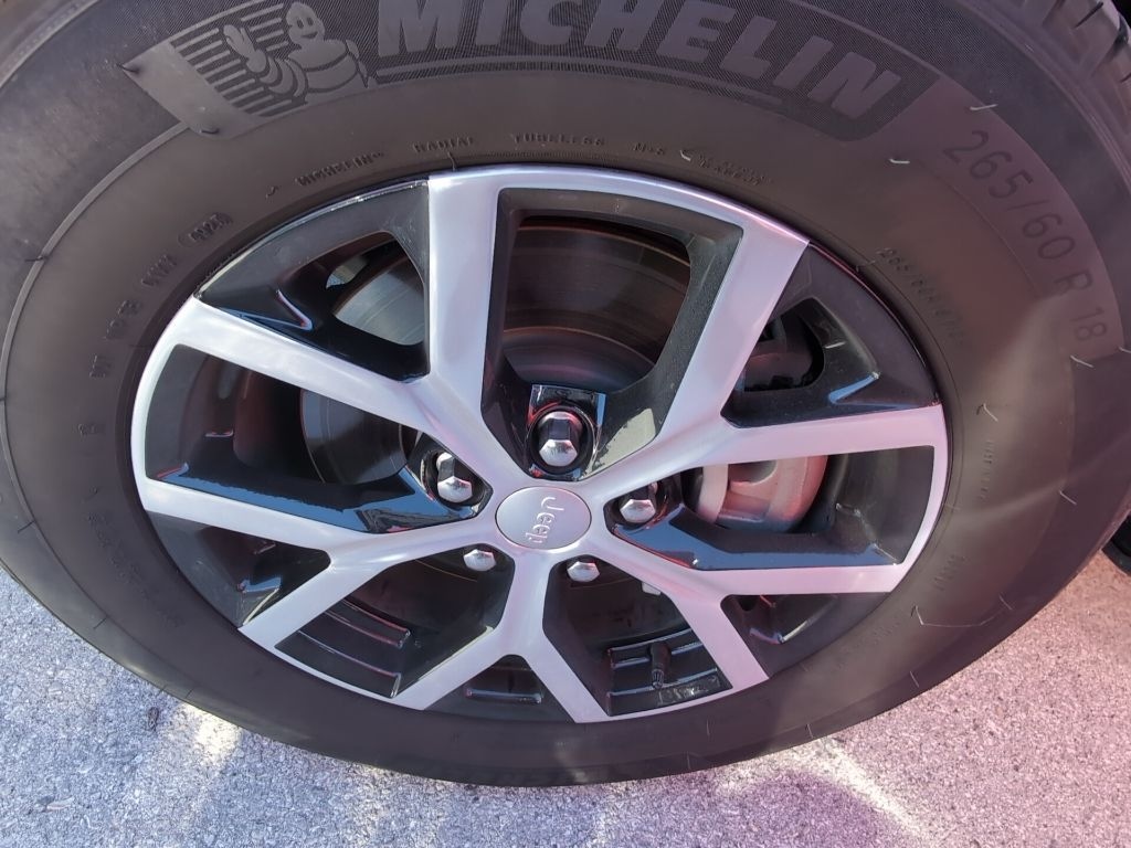 Used 2024 Jeep Grand Cherokee L Limited SUV