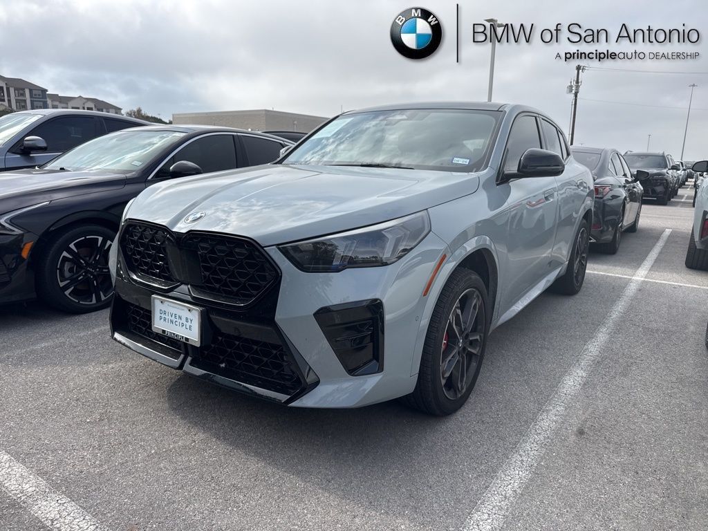 2025 BMW X2 28i's photo