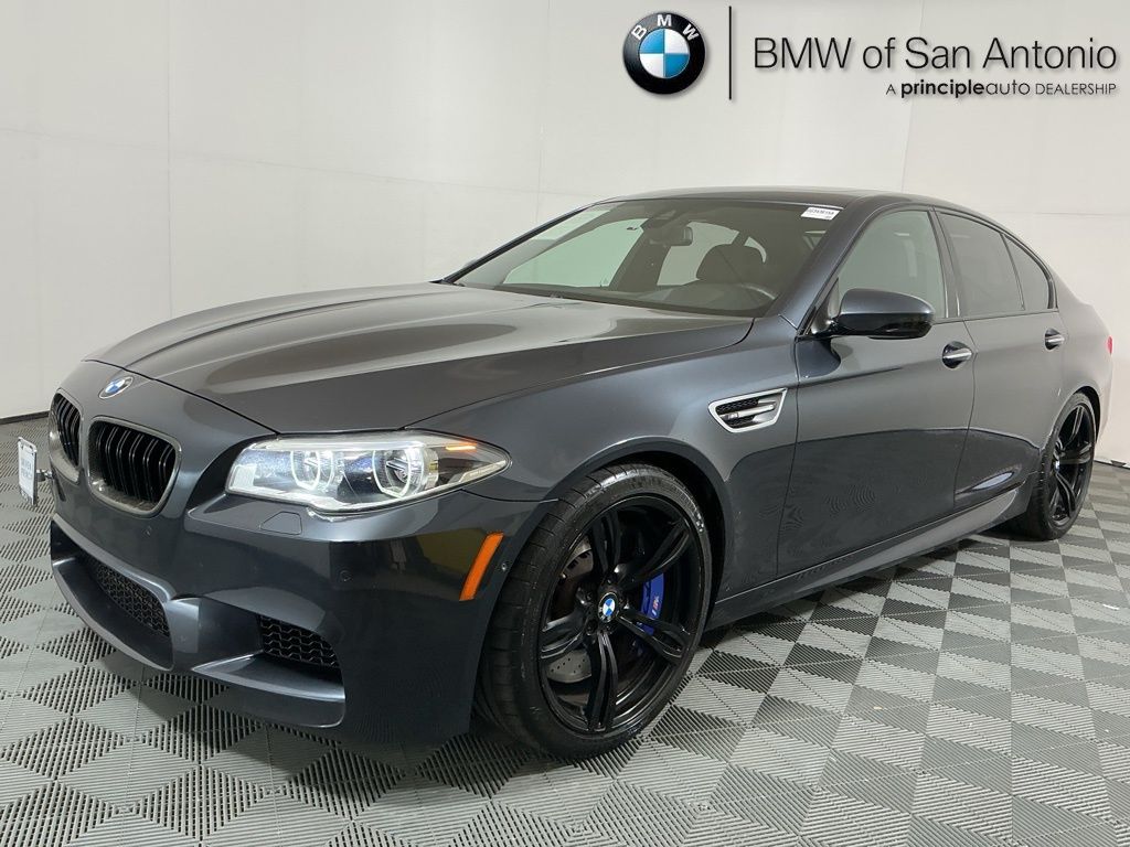 2016 BMW M5 Sedan