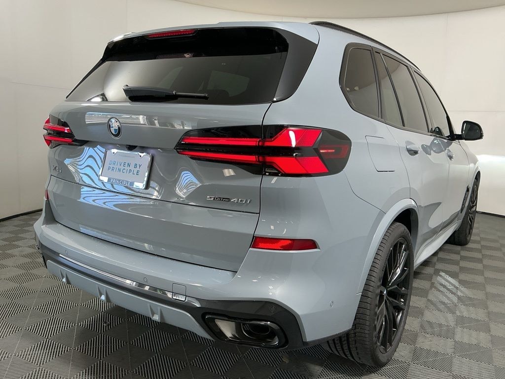 New 2026 BMW X5 sDrive40i SUV