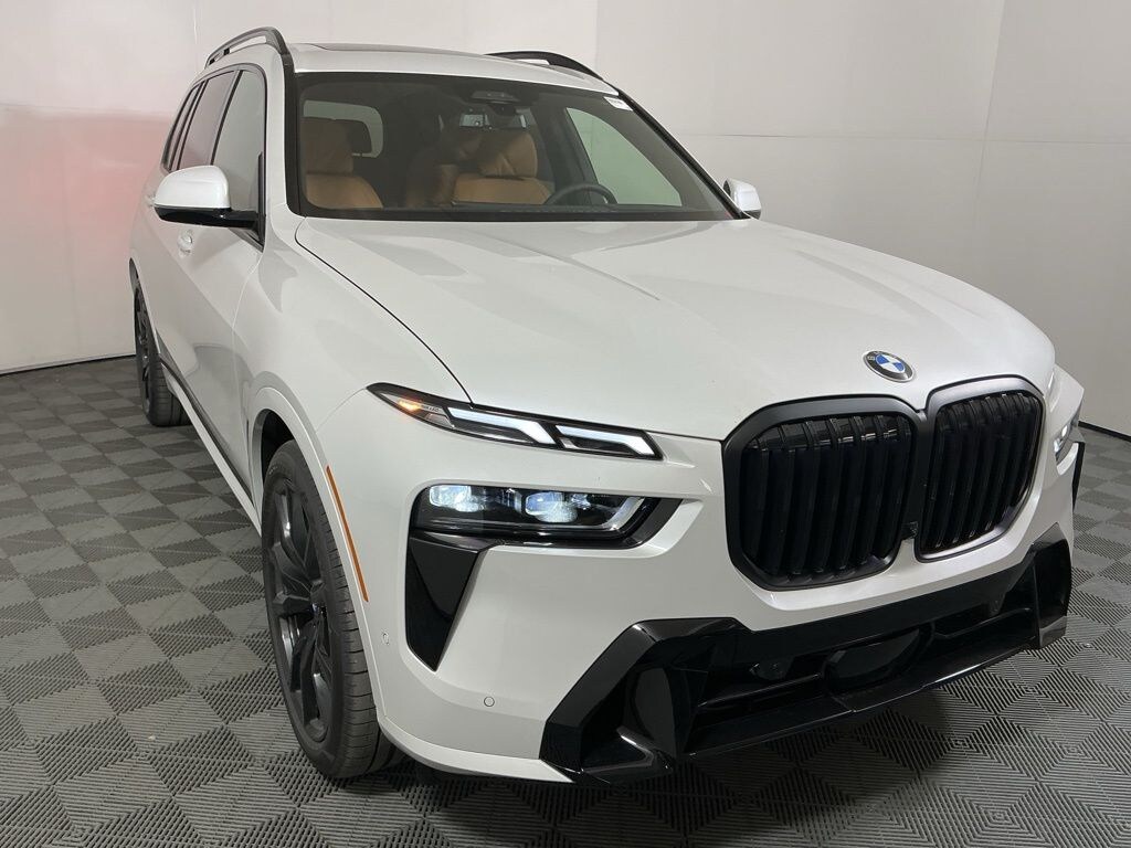 New 2026 BMW X7 xDrive40i SUV