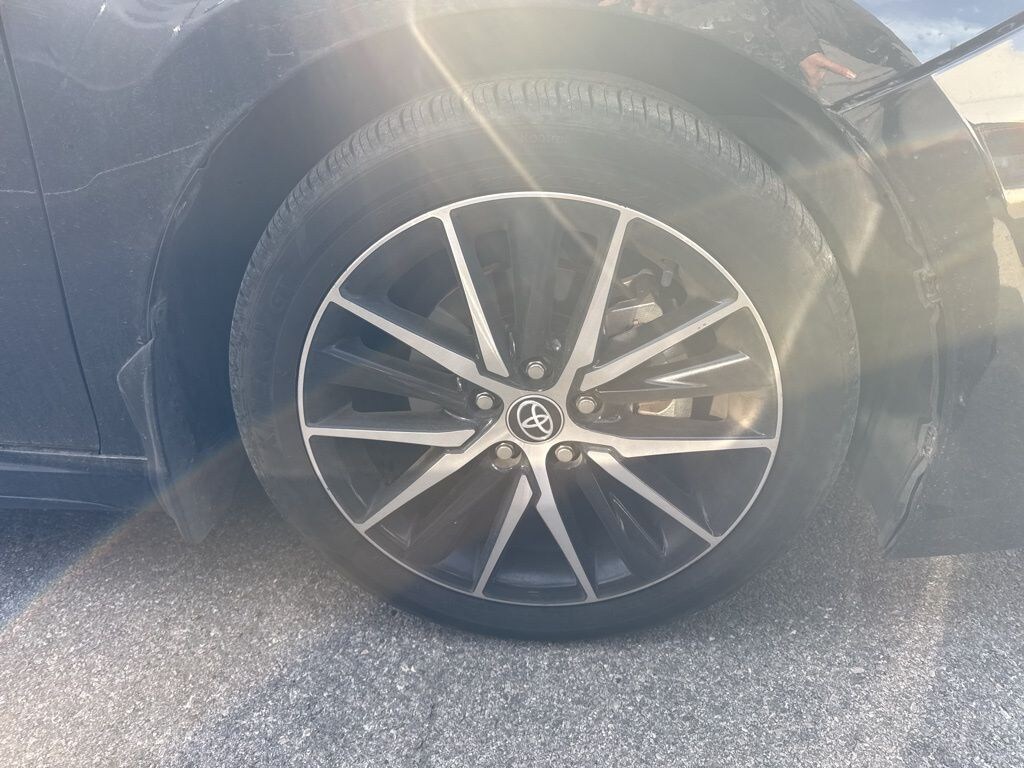 Used 2023 Toyota Camry SE Sedan