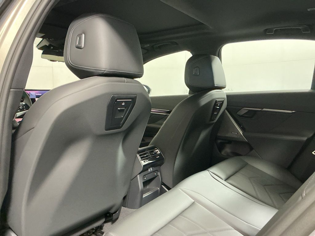 2026 BMW i5 40 - Photo 26