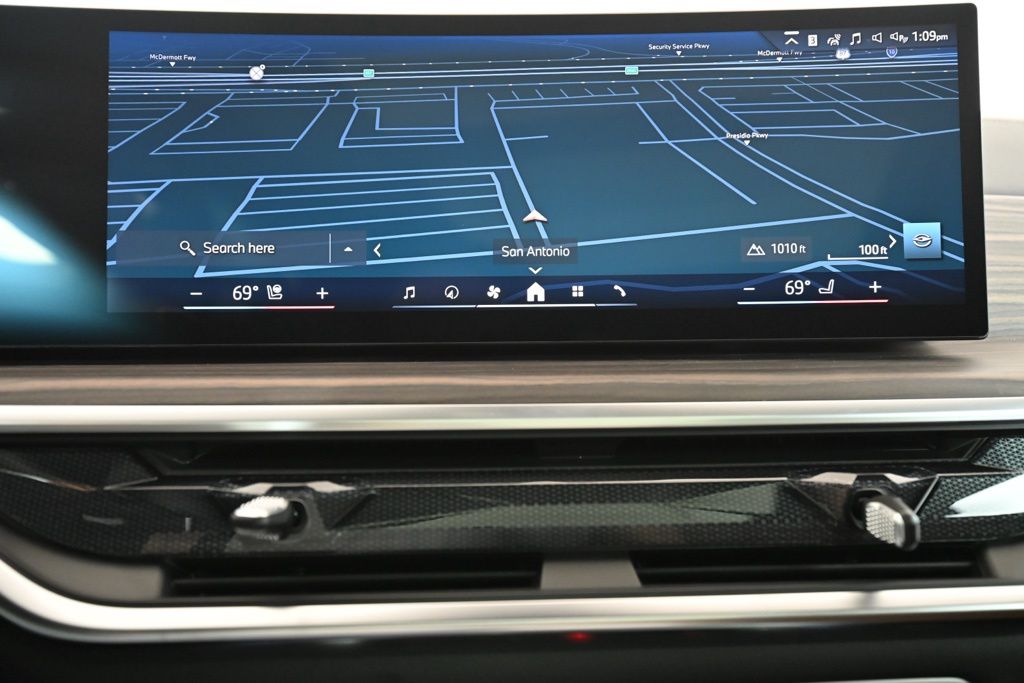 2026 BMW X5 50e - Photo 17