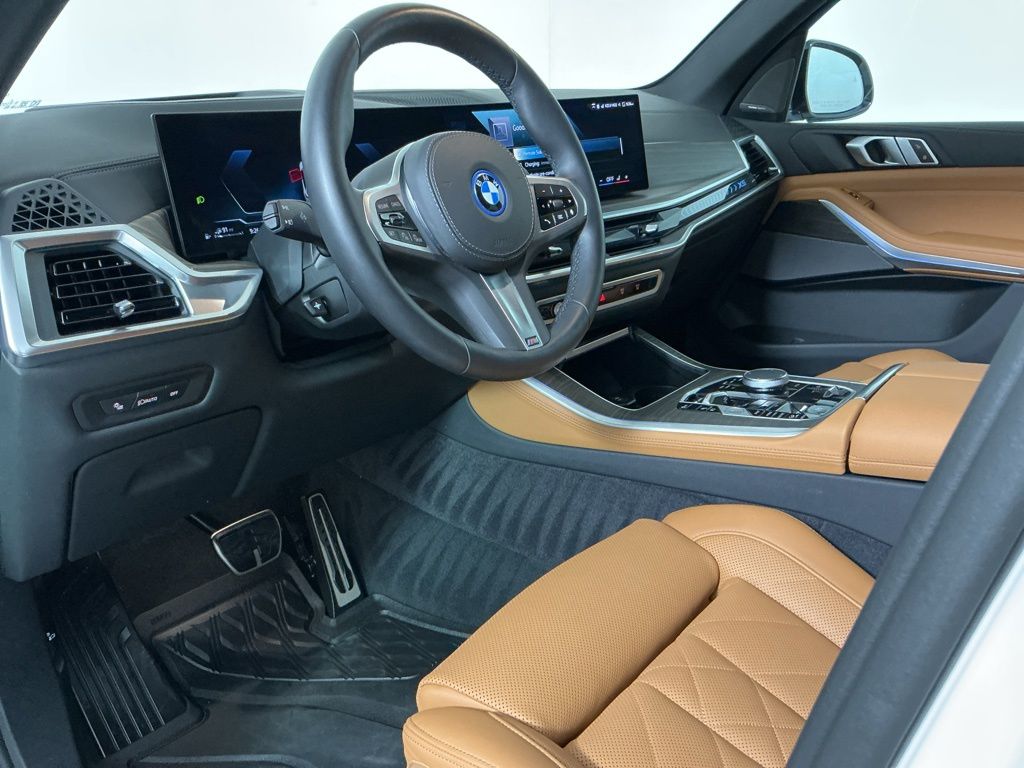 2026 BMW X5 50e - Photo 24