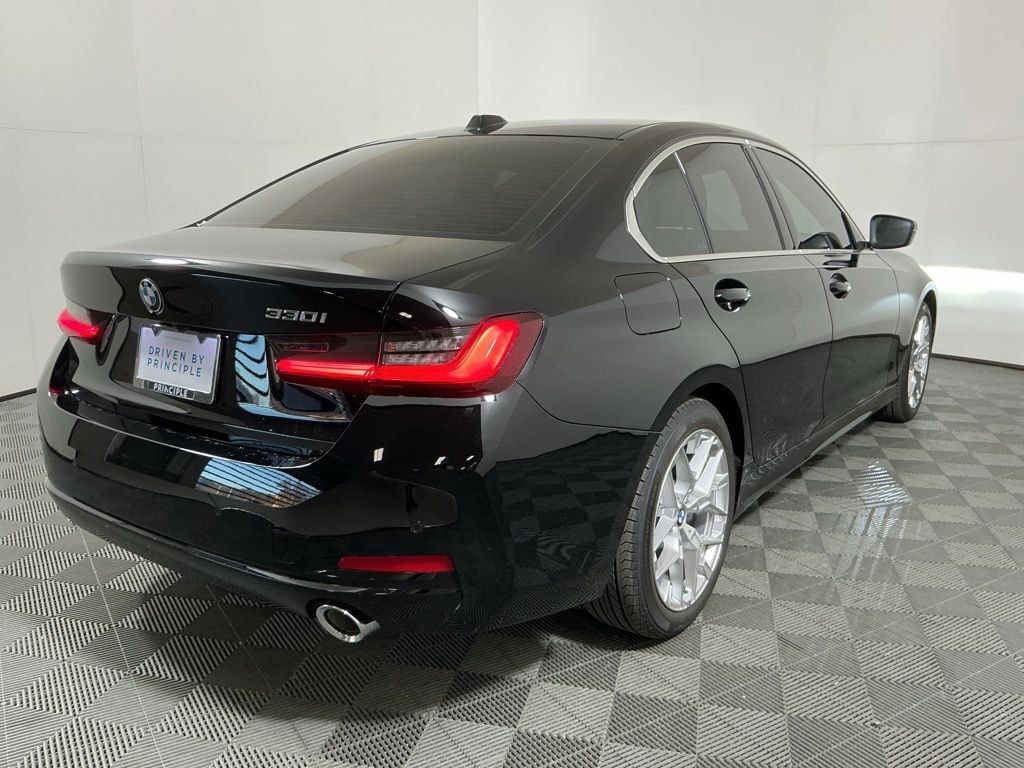 New 2026 BMW 330i NA Sedan