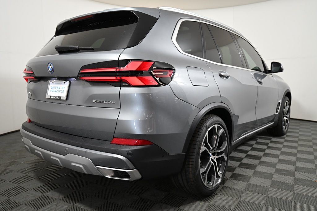 2026 BMW X5 50e - Photo 6