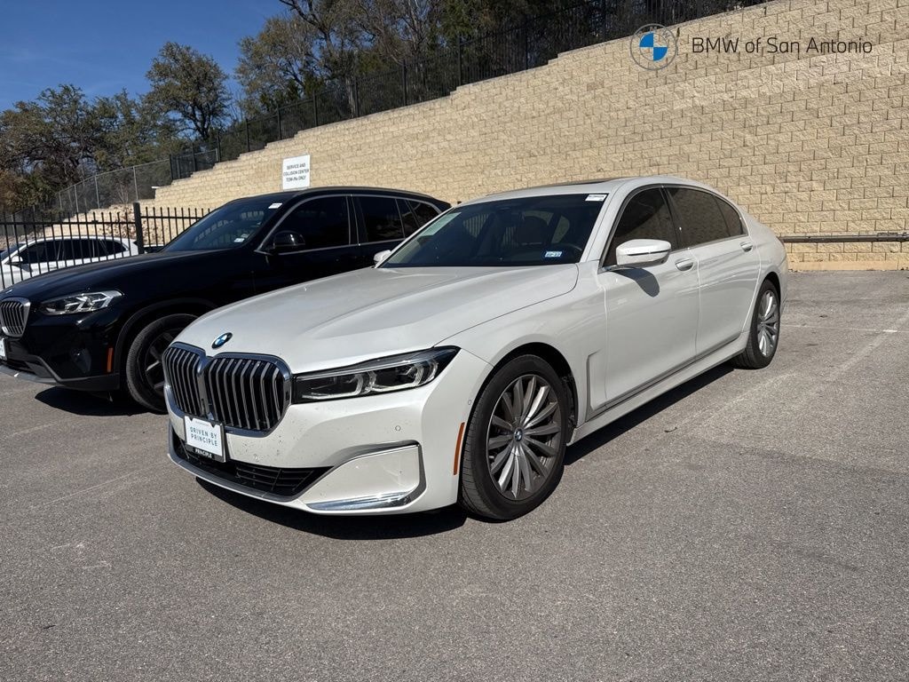 Certified 2022 BMW 740i Sedan